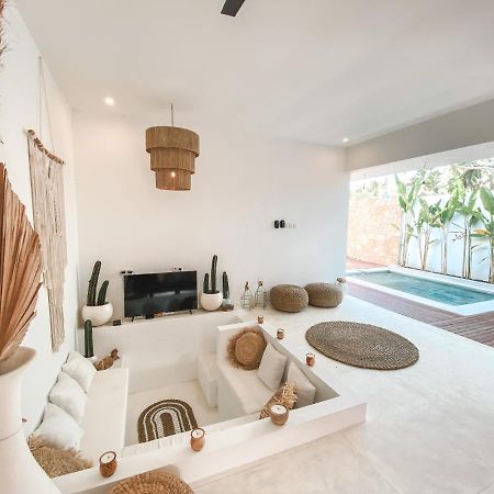 Villa Uma & Amu - Modern Design Kuta  外观 照片