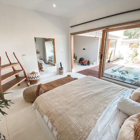 Villa Uma & Amu - Modern Design Kuta  外观 照片